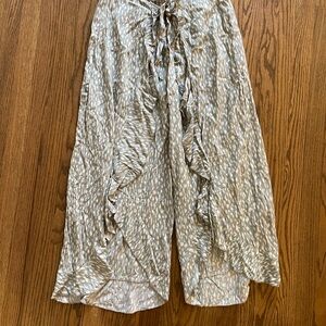 NWT Salty Lemon Sage Ruffle Wide-Leg Pants Women’s Large